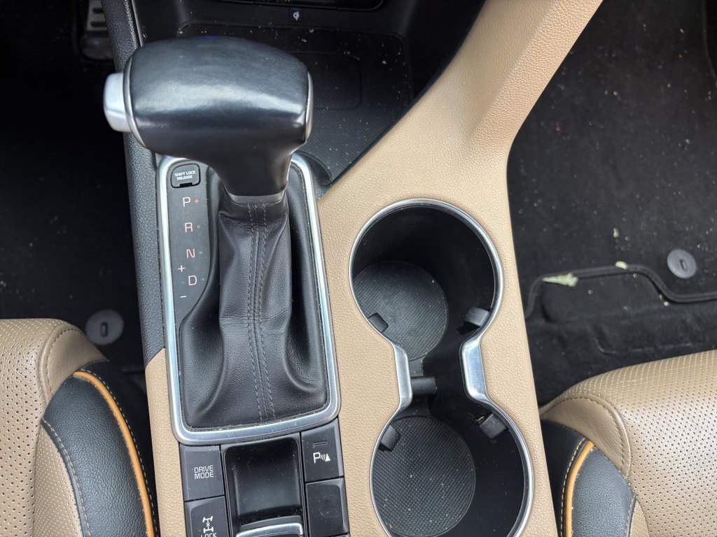 Kia Sportage SX Turbo AWD w/Black HEATED & VENTILATED SETAS I GPS I CARPLAY I MAGS I PANORAMIC SUNROOF 2018 à Montréal, Québec - 11 - w1024h768px