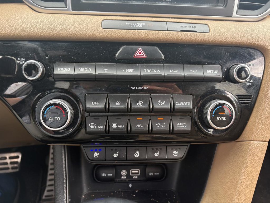 Kia Sportage SX Turbo AWD w/Black HEATED & VENTILATED SETAS I GPS I CARPLAY I MAGS I PANORAMIC SUNROOF 2018 à Montréal, Québec - 10 - w1024h768px