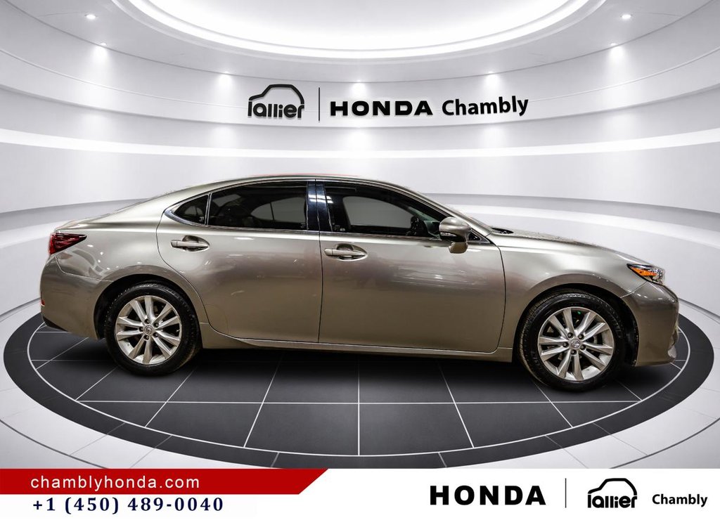 Lexus ES 350 4dr Sdn GREAT CONDITION I LEATHER 2016 à Montréal, Québec - 8 - w1024h768px