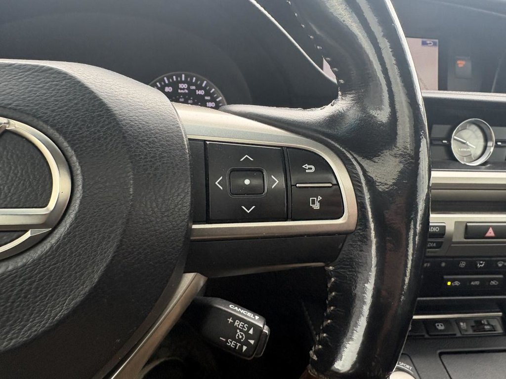 2016 Lexus ES 350 4dr Sdn GREAT CONDITION I LEATHER in Montréal, Quebec - 8 - w1024h768px