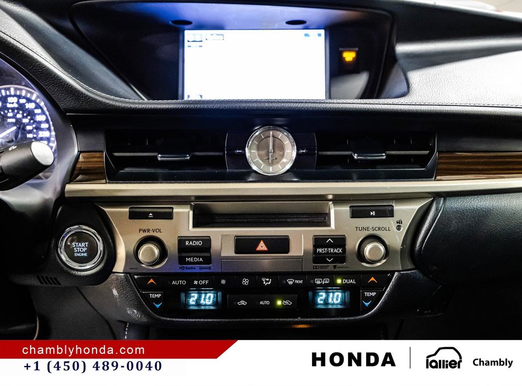 Lexus ES 350 4dr Sdn GREAT CONDITION I LEATHER 2016 à Montréal, Québec - 24 - w1024h768px