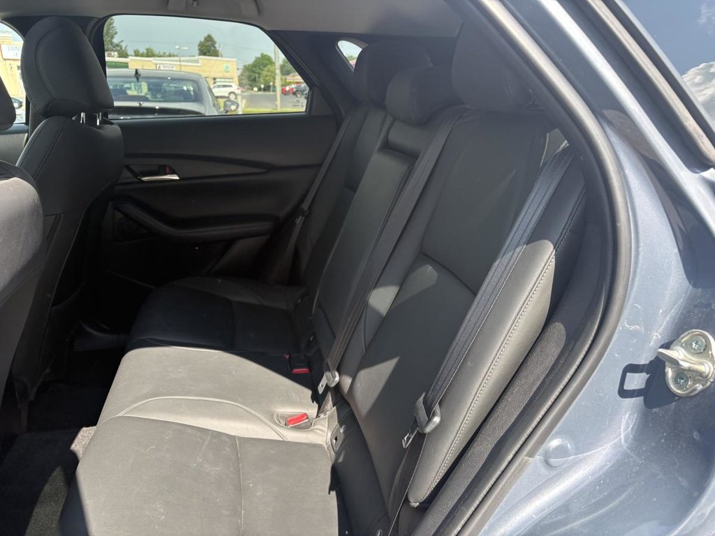 Mazda CX-30 GS AWD I CARPLAY I MAGS I HEATED SEATS & STEERING WHEEL I CAMERA I ACXTIVE SECURITY 2021 à Montréal, Québec - 6 - w1024h768px