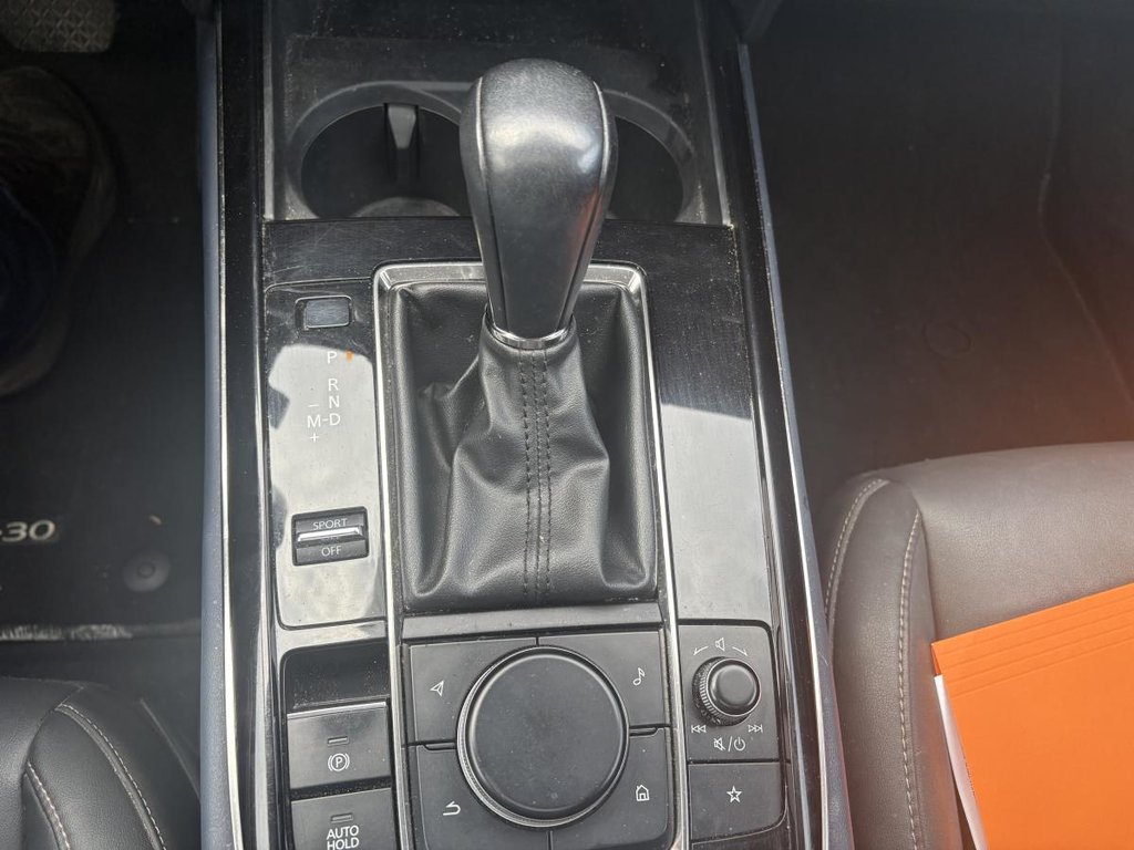 2021 Mazda CX-30 GS AWD LEATHER I HEATED SEATS AND STEERING WHEEL I SUNROOF I MAGS I ACTIVE SECURITY in Montréal, Quebec - 15 - w1024h768px