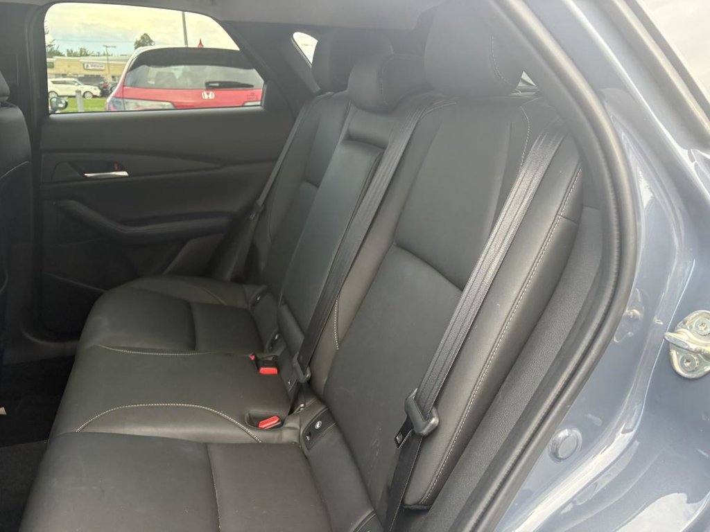 2021 Mazda CX-30 GS AWD LEATHER I HEATED SEATS AND STEERING WHEEL I SUNROOF I MAGS I ACTIVE SECURITY in Montréal, Quebec - 7 - w1024h768px