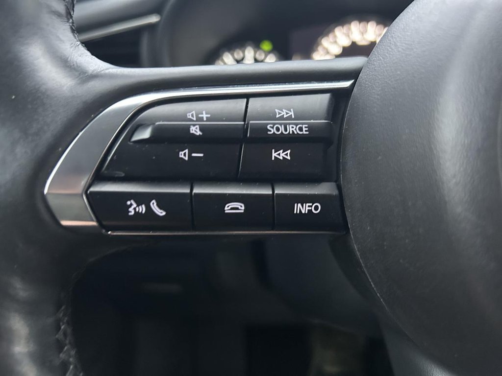 2024 Mazda CX-30 GS AWD CARPLAY I HEATED SEATS AND STEERING WHEEL I CAMERA I MAGS I ACTIVE SECURITY in Montréal, Quebec - 14 - w1024h768px