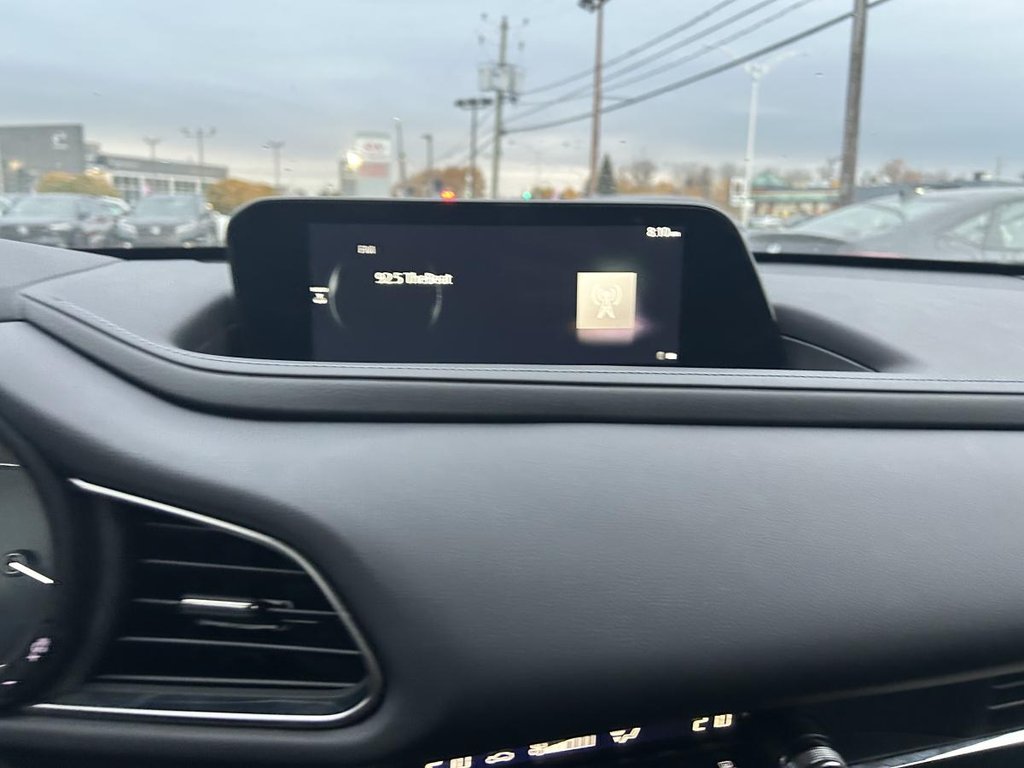 2024 Mazda CX-30 GS AWD CARPLAY I HEATED SEATS AND STEERING WHEEL I CAMERA I MAGS I ACTIVE SECURITY in Montréal, Quebec - 10 - w1024h768px