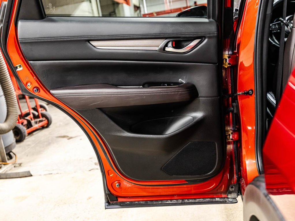 Mazda CX-5 Signature AWD LEATHER I HEATED ANS VENTILATED SEATS I TAUX 5.99% I SUNROOF I ACTIVE SECURITY 2021 à Montréal, Québec - 14 - w1024h768px