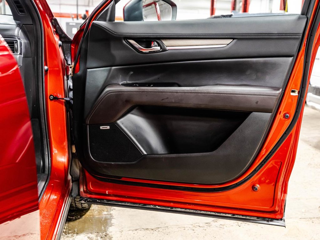 Mazda CX-5 Signature AWD LEATHER I HEATED ANS VENTILATED SEATS I TAUX 5.99% I SUNROOF I ACTIVE SECURITY 2021 à Montréal, Québec - 12 - w1024h768px