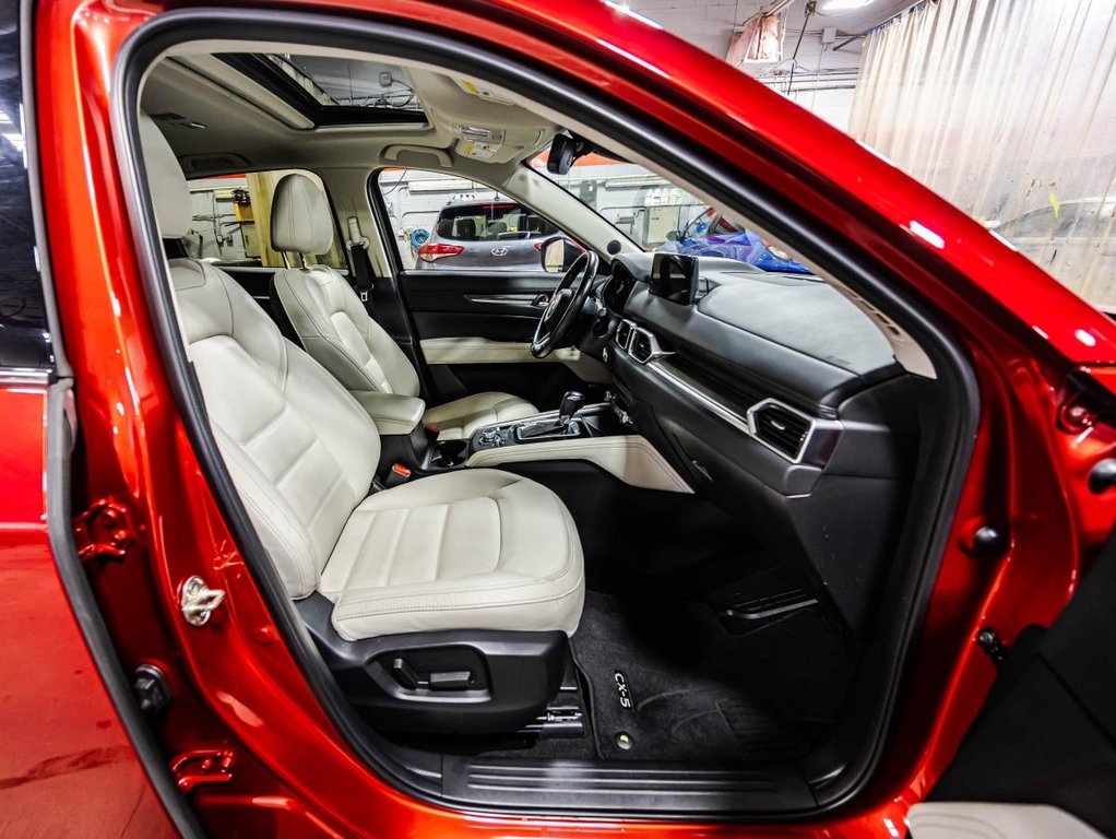 Mazda CX-5 GT AWD 1 OWNER I NO ACCIDENT I CARPLAY I SUNROOF I LEATHER I HEATED SEATS & STEERING WHEEL 2022 à Montréal, Québec - 19 - w1024h768px