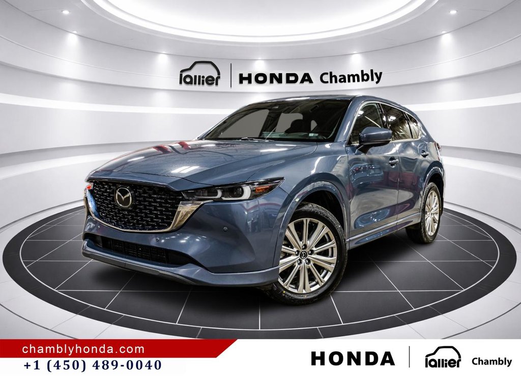 Mazda CX-5 Signature AWD 2023 à Montréal, Québec - 1 - w1024h768px