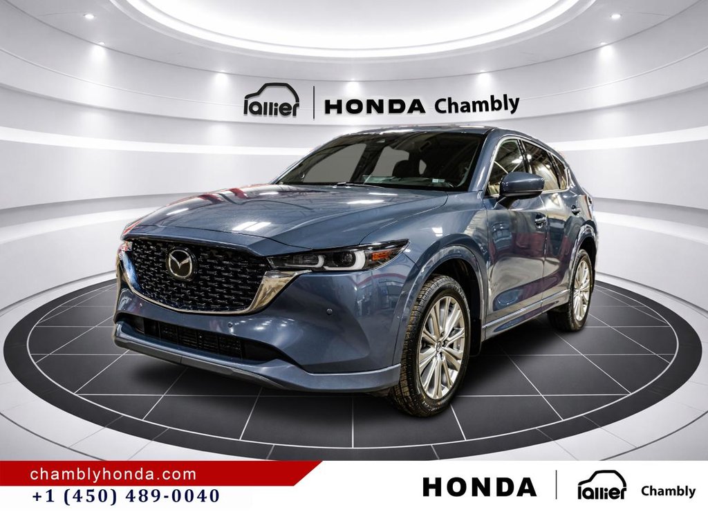 Mazda CX-5 Signature AWD 2023 à Montréal, Québec - 3 - w1024h768px