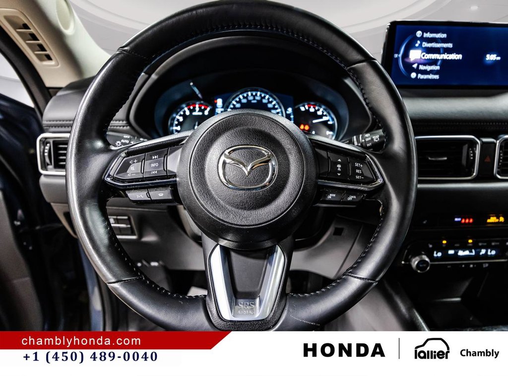 Mazda CX-5 GS AWD SUNROOF I MAGS I LEATHER 7 SUEDE I HEATED SEATS IO CARPLAY I ACTIVE SECURITY 2023 à Montréal, Québec - 24 - w1024h768px