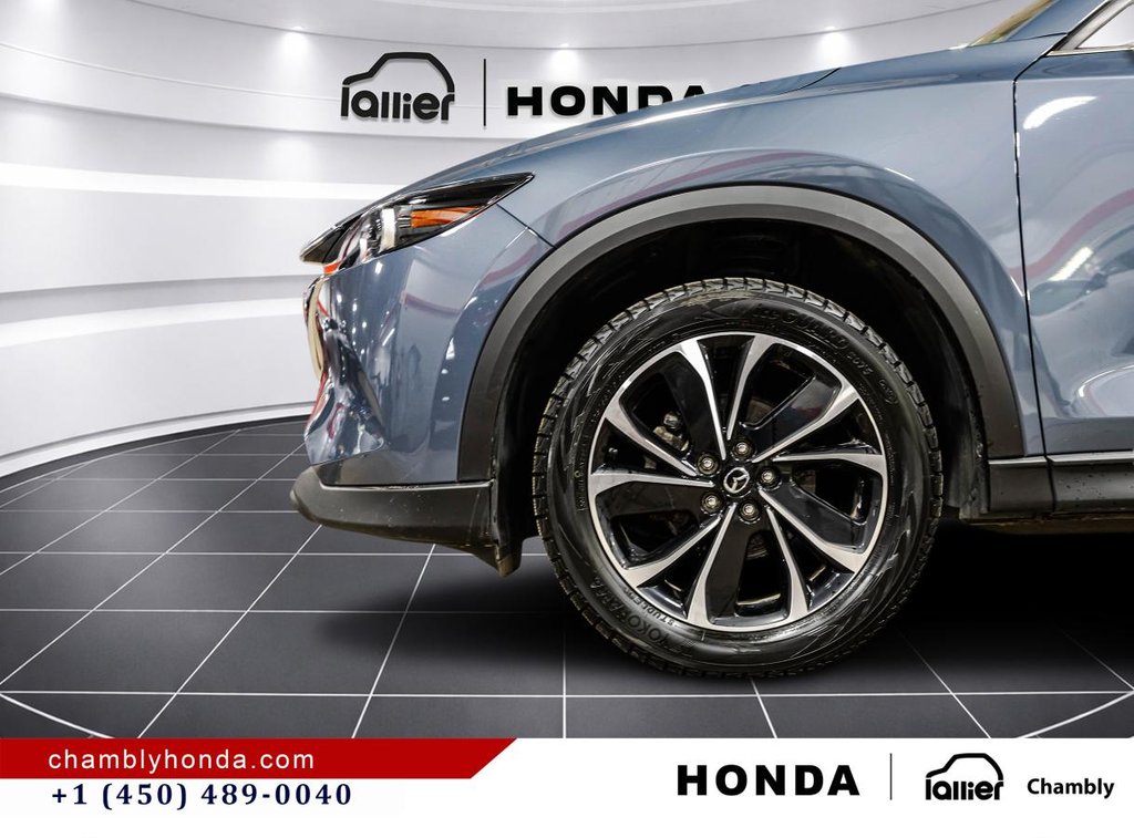 Mazda CX-5 GS AWD SUNROOF I MAGS I LEATHER 7 SUEDE I HEATED SEATS IO CARPLAY I ACTIVE SECURITY 2023 à Montréal, Québec - 10 - w1024h768px