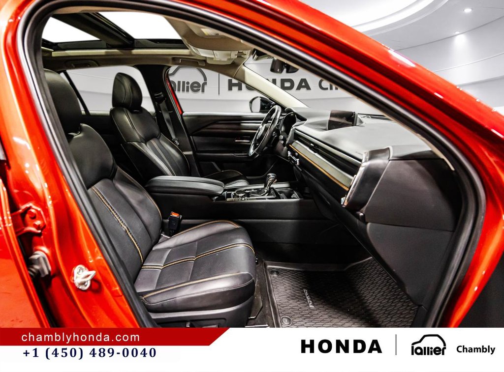 Mazda CX-50 GT w/Turbo AWD CARPLAY I PANORAMIC SUNROOF I MAGS I HEATED AND COOLING SEATS I BOSE SYSTEM 2023 à Montréal, Québec - 18 - w1024h768px