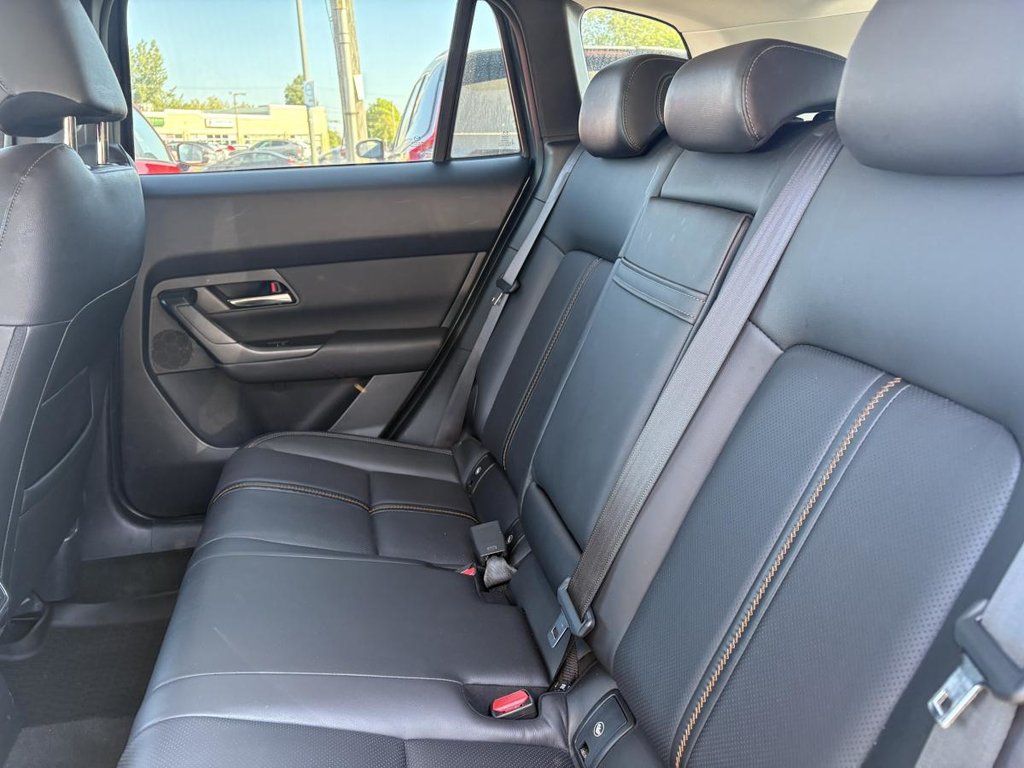 2023 Mazda CX-50 GT AWD LEATHER I MAGS I PANORAMIC I SUNROOF I HEATED AND COOLING SEATS I CAMERA I ACTIVE SECURITY in Montréal, Quebec - 7 - w1024h768px