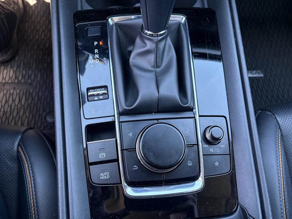 2023 Mazda CX-50 GT AWD LEATHER I MAGS I PANORAMIC I SUNROOF I HEATED AND COOLING SEATS I CAMERA I ACTIVE SECURITY in Montréal, Quebec - 15 - w1024h768px