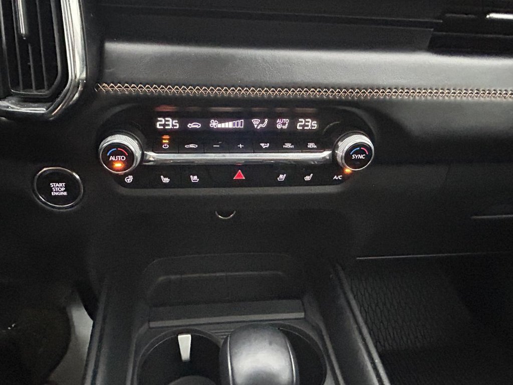 2023 Mazda CX-50 GT w/Turbo WARRANTY AWD CARPLAY I PANORAMIC SUNROOF I MAGS I HEATED AND COOLING SEATS I BOSE SYSTEM in Montréal, Quebec - 12 - w1024h768px