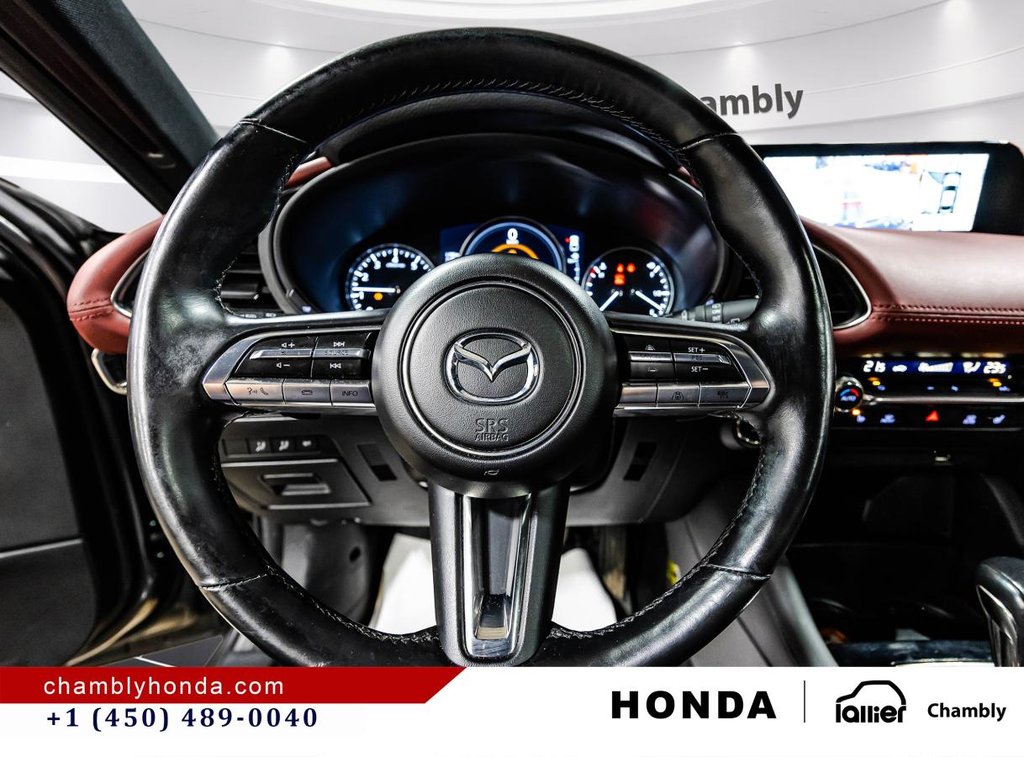 Mazda 3 Sport GT w/Turbo Auto i-ACTIV AWD LEATHER CARPLAY I SUNROOF I HEATED SEATS I ACTIVE SECURITY 2021 à Montréal, Québec - 23 - w1024h768px