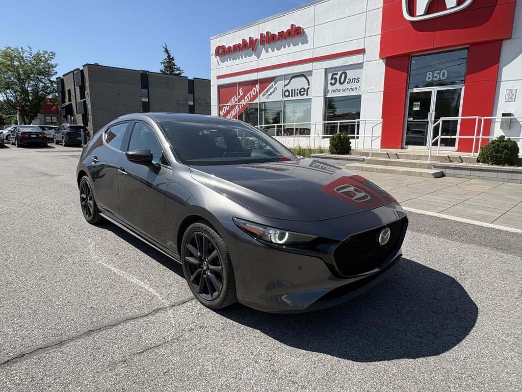 Mazda 3 Sport GT Auto i-ACTIV AWD LEATHER I HEATED SEATS AND STEERING WHEEL I MAGS I CARPLAY I ACTIVE SECURITY 2024 à Montréal, Québec - 1 - w1024h768px