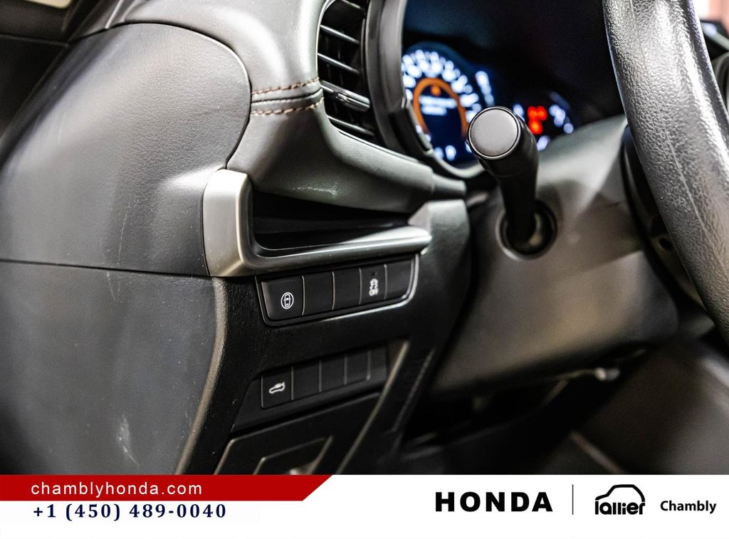 2019 Mazda 3 GX  HEATED SEATS I MAGS I CAMERA I ACTIVE SECURITY in Montréal, Quebec - 20 - w1024h768px