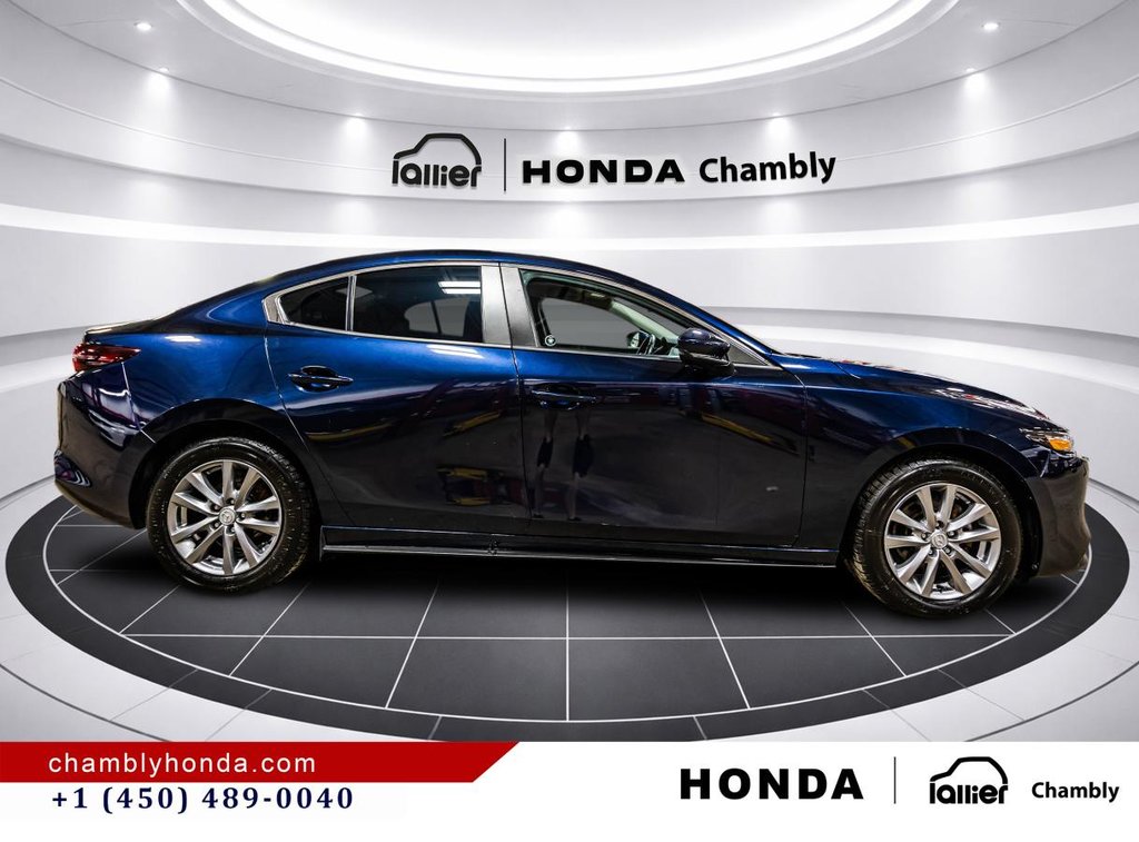 2021 Mazda 3 GS CARPLAY I HEATED SEATS AND STEERING WHEEL I ACTIVE SECURITY in Montréal, Quebec - 8 - w1024h768px