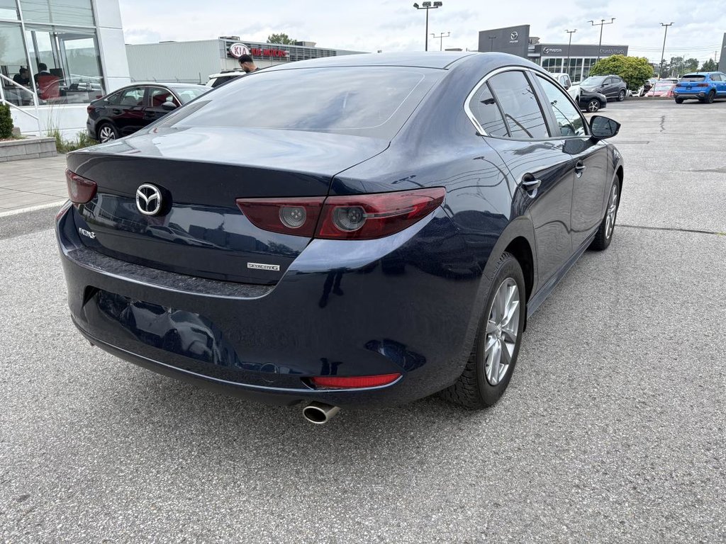 2021 Mazda 3 GS CARPLAY I HEATED SEATS AND STEERING WHEEL I ACTIVE SECURITY in Montréal, Quebec - 5 - w1024h768px