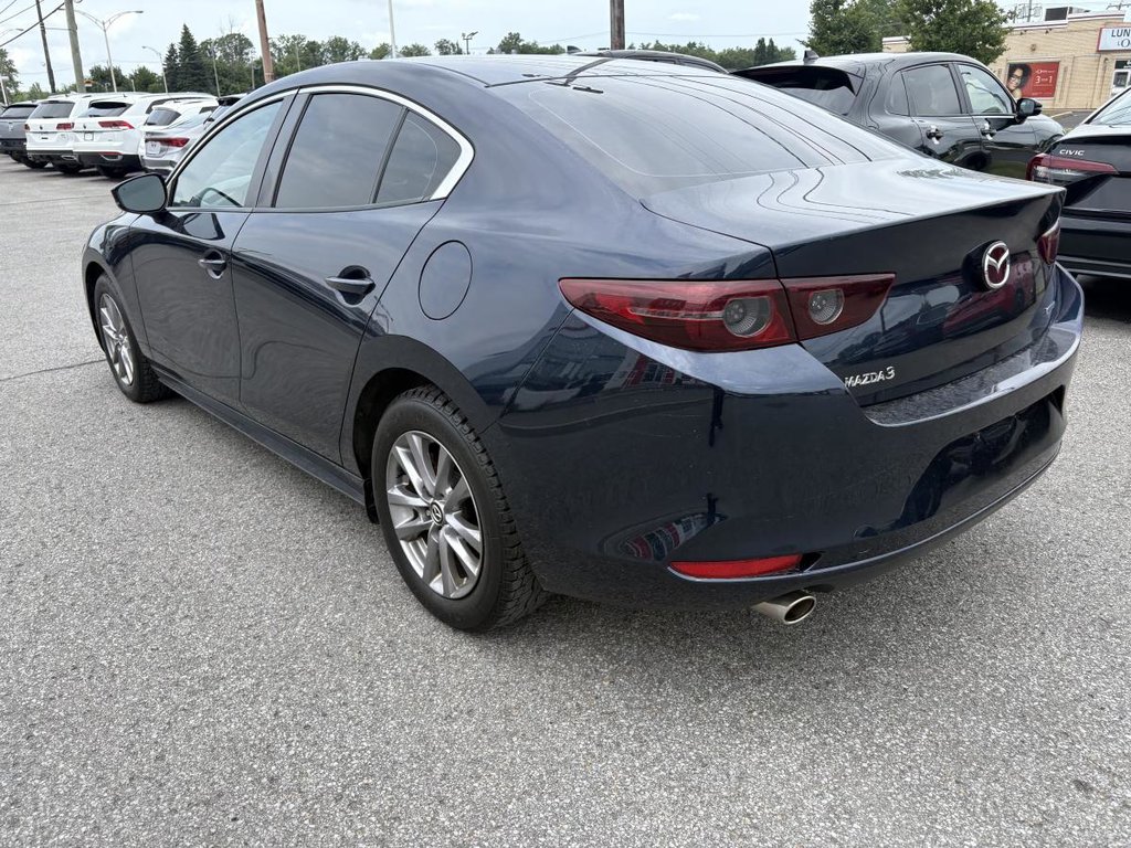 2021 Mazda 3 GS CARPLAY I HEATED SEATS AND STEERING WHEEL I ACTIVE SECURITY in Montréal, Quebec - 4 - w1024h768px