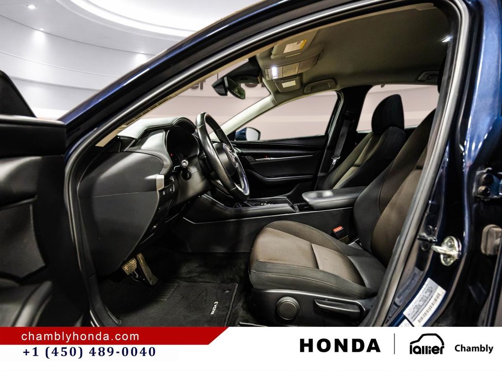 2021 Mazda 3 GS CARPLAY I HEATED SEATS AND STEERING WHEEL I ACTIVE SECURITY in Montréal, Quebec - 18 - w1024h768px