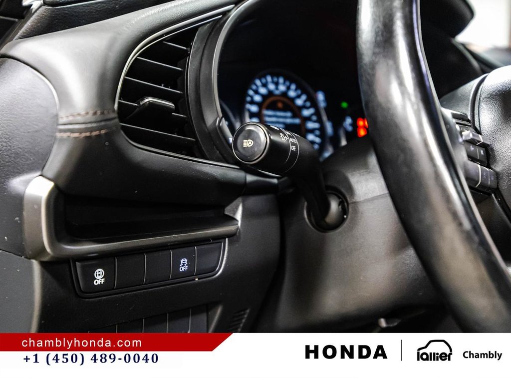 2021 Mazda 3 GS CARPLAY I HEATED SEATS AND STEERING WHEEL I ACTIVE SECURITY in Montréal, Quebec - 20 - w1024h768px