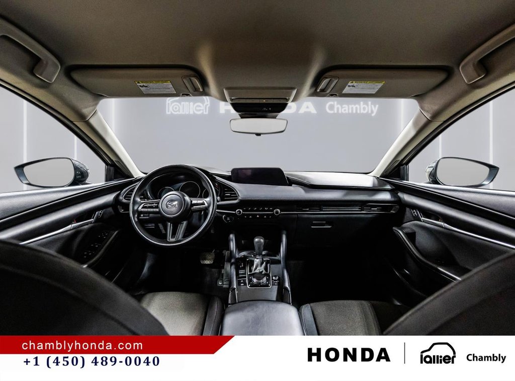 2022 Mazda 3 GX  CARPLAY// HEATED SEATS// REMOTE // MAGS// CAMERA in Montréal, Quebec - 14 - w1024h768px