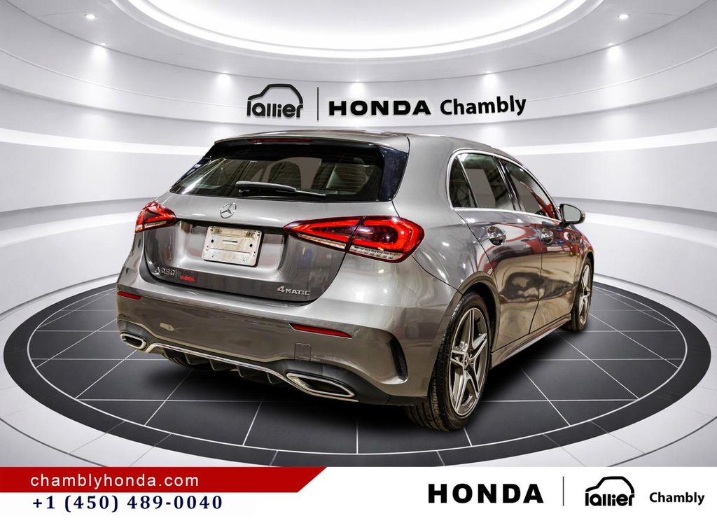 2019 Mercedes-Benz A 250 4MATIC Hatch AMGMAGS I PANORAMIC SUNROOF I HEATED SEATS I CAMERA in Montréal, Quebec - 7 - w1024h768px