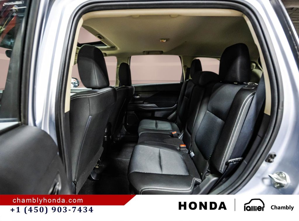 Mitsubishi Outlander AWC 4dr SE 1 OWNER NO ACCIDENT I SUNROOF I MAGS 2016 à Montréal, Québec - 14 - w1024h768px