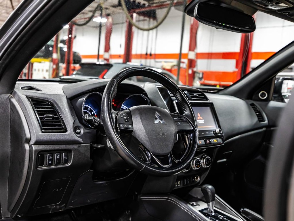 2020 Mitsubishi RVR GT AWC I HEATED SEATS I LEATHER I CAMERA I MAGS I PANORAMIC SUNROOF I ACTIVE SECURITY in Montréal, Quebec - 21 - w1024h768px