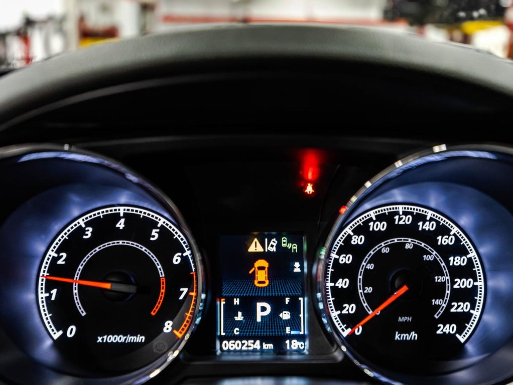 2020 Mitsubishi RVR GT AWC I HEATED SEATS I LEATHER I CAMERA I MAGS I PANORAMIC SUNROOF I ACTIVE SECURITY in Montréal, Quebec - 24 - w1024h768px
