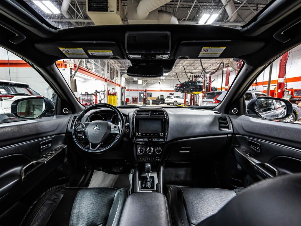 2020 Mitsubishi RVR GT AWC I HEATED SEATS I LEATHER I CAMERA I MAGS I PANORAMIC SUNROOF I ACTIVE SECURITY in Montréal, Quebec - 15 - w1024h768px