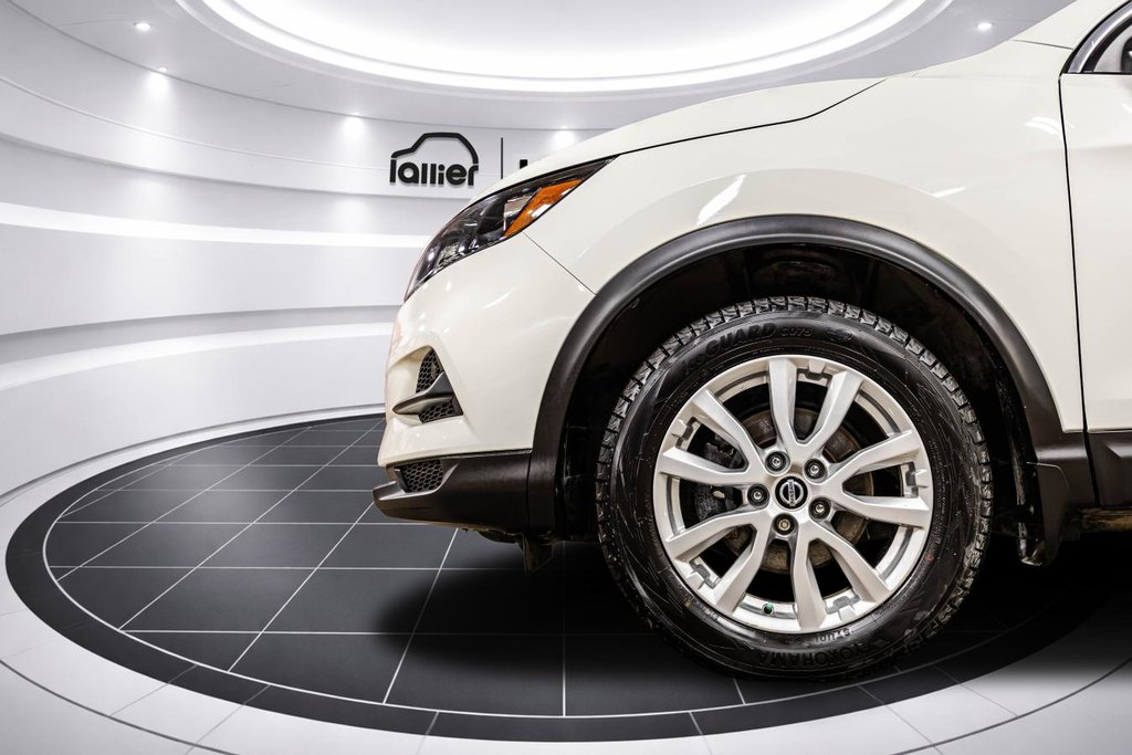 Nissan Qashqai S AWD I 32,000 KM ONLY I HEATED SEATS I CARPLAY I CAMERA I ACTIVE SECURITY 2021 à Montréal, Québec - 10 - w1024h768px