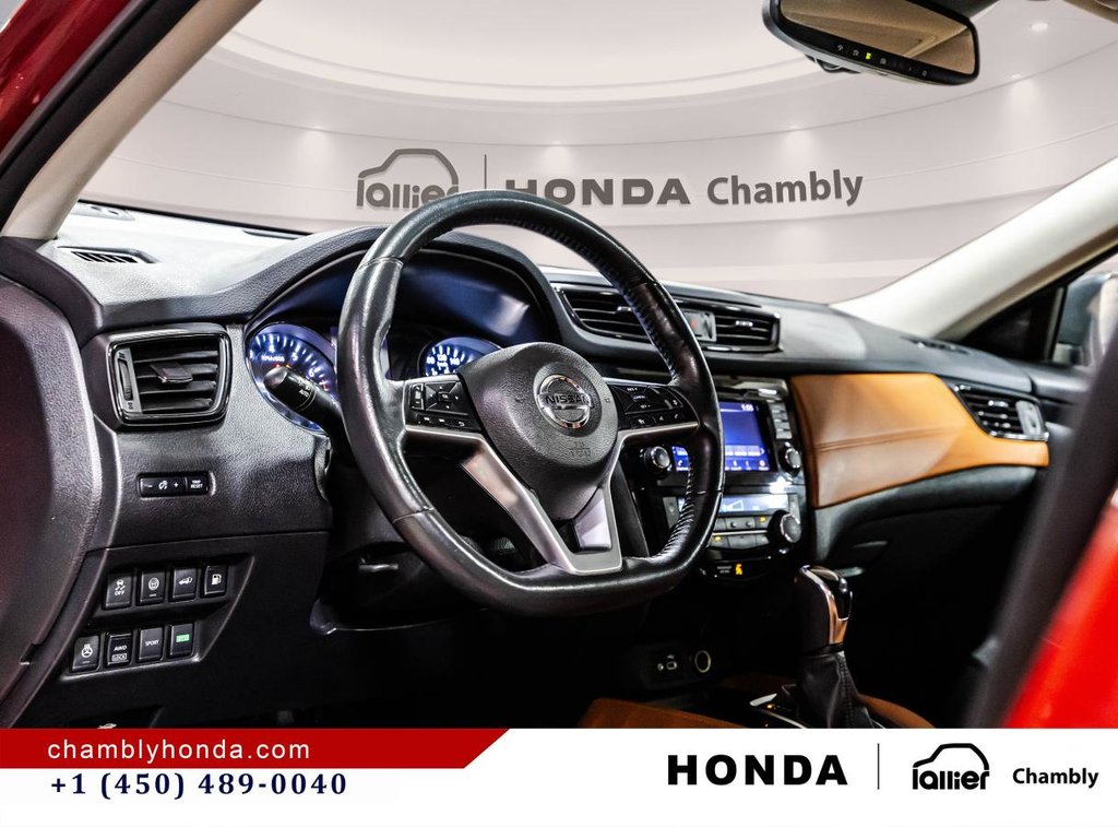 Nissan Rogue AWD SL 113,000 KM! LEATHER I HEATED SEATS I PANORAMIC SUNROOF I MAGS I CARPLAY I STARTER 2018 à Montréal, Québec - 22 - w1024h768px