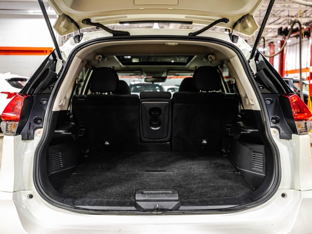 Nissan Rogue SV AWD NO ACCIDEDNT I PANORAMIC SUNROOF I MAGS I STARTER I HEATED SEATS I CARPLAY 2019 à Montréal, Québec - 16 - w1024h768px