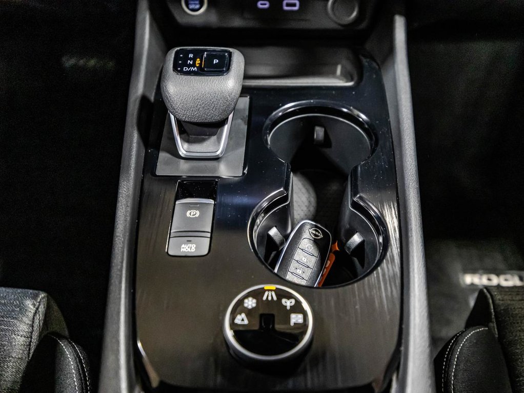 2023 Nissan Rogue SV Moonroof AWQD I HEATED SEATS & STEERING WHEEL I PANORAMIC SUNROOF I MAGS I STARTER in Montréal, Quebec - 26 - w1024h768px
