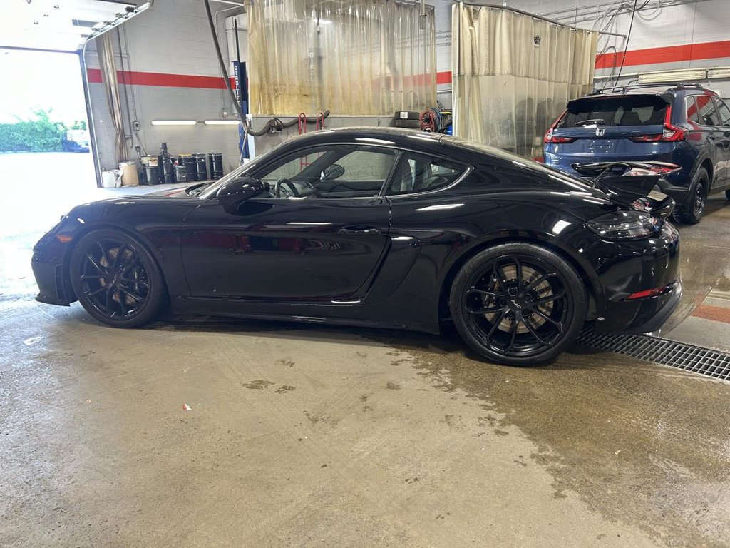 2022 Porsche 718 Cayman GT4 coupé 22 000 KM - 1 PROPRIO - CPO PORSCHE in Montréal, Quebec - 1 - w1024h768px