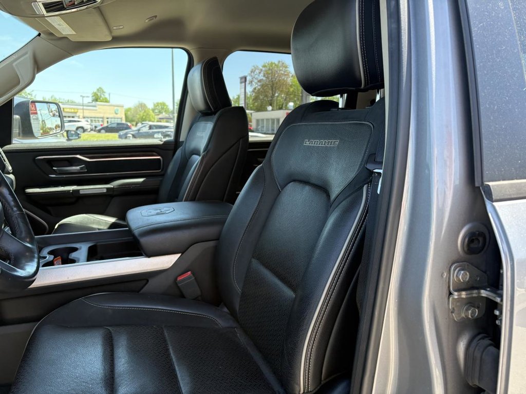 2019 Ram 1500 Laramie 4x4 Crew Cab 5'7 Box I 38,000 KM I MINT CONDITION I 8 TIRES 8 MAGS I LEATHER I CAMERA in Montréal, Quebec - 6 - w1024h768px