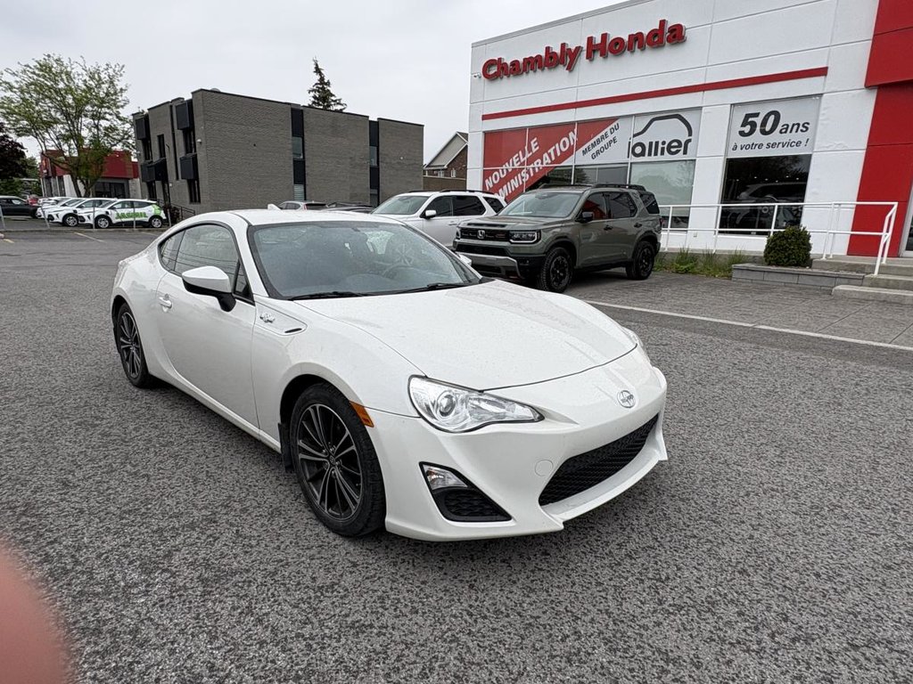 2016 Scion Fr-s 2dr Cpe Manual I FOR THE FUN OF IT!! 70,000 KM!!! in Montréal, Quebec - 1 - w1024h768px