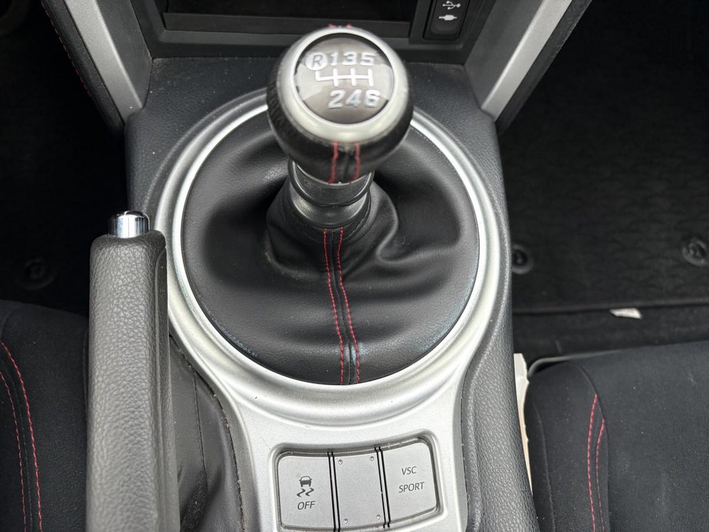 2016 Scion Fr-s 2dr Cpe Manual I FOR THE FUN OF IT!! 70,000 KM!!! in Montréal, Quebec - 9 - w1024h768px
