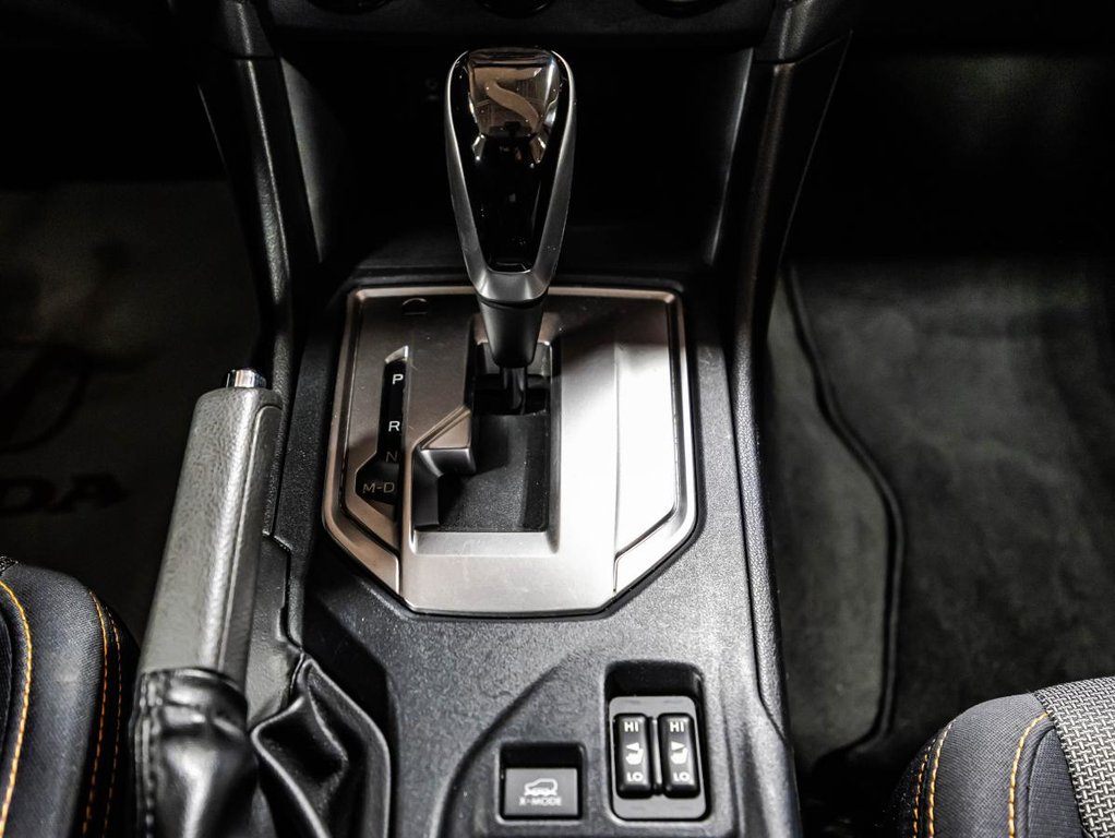 Subaru Crosstrek Touring CARPLAY I MAGS I HEATED SEATS I CAMERA I ACTIVE SECURITY 2020 à Montréal, Québec - 24 - w1024h768px