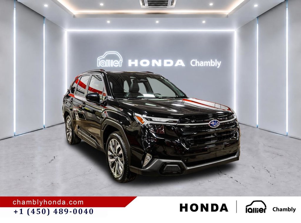 2025 Subaru Forester Premier AWD 13,000 KM I LEATHER I HEATED SEAT I CAMMERA I MAGS I CARPLAY I SUNROOF I ACTIVE SECURIT in Montréal, Quebec - 9 - w1024h768px