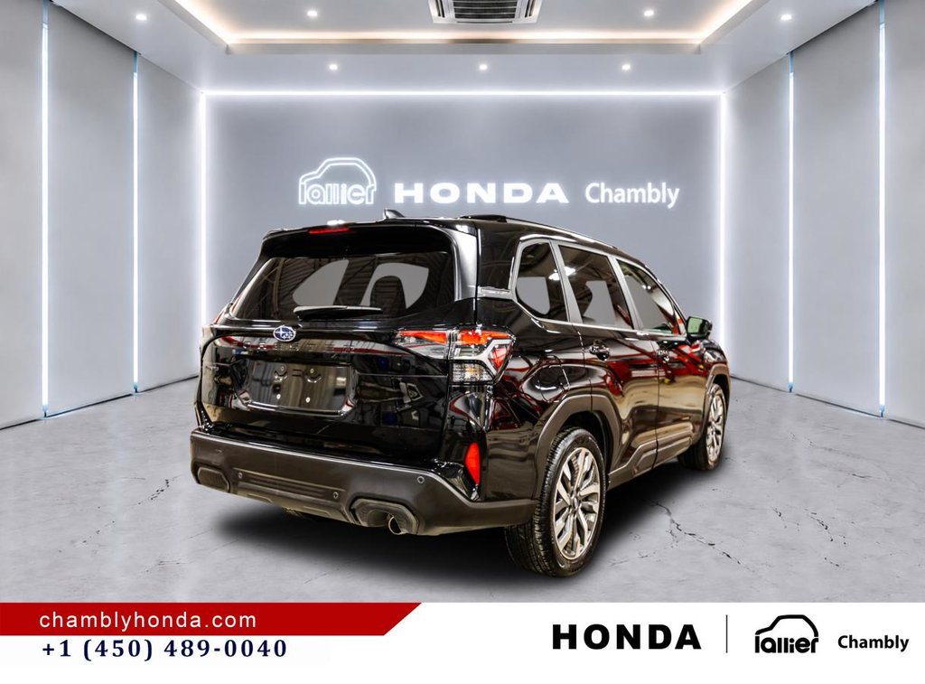 2025 Subaru Forester Premier AWD 13,000 KM I LEATHER I HEATED SEAT I CAMMERA I MAGS I CARPLAY I SUNROOF I ACTIVE SECURIT in Montréal, Quebec - 7 - w1024h768px
