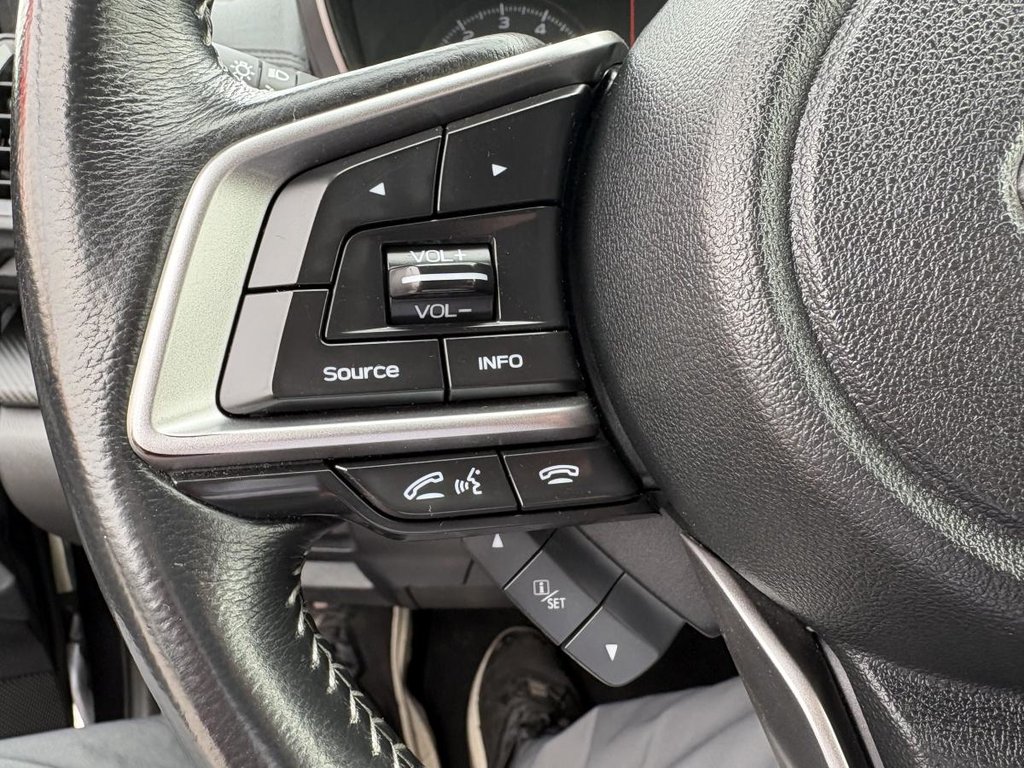 2017 Subaru Impreza Touring 5 portes in Montréal, Quebec - 11 - w1024h768px