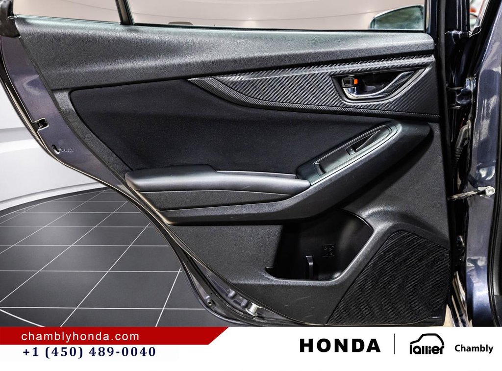 2017 Subaru Impreza Touring 5 portes in Montréal, Quebec - 12 - w1024h768px