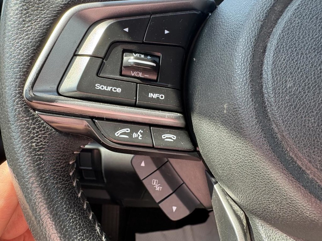 2020 Subaru Impreza Touring I 5DOORS I  HEATED SEATS I CARPLAY I CAMERA I ACRIVE SECURITY I MAGS in Montréal, Quebec - 9 - w1024h768px