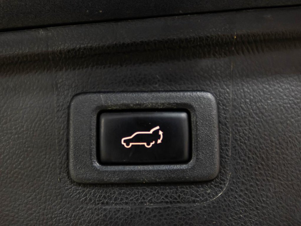 Subaru Outback 2.5i Touring 1 OWNER I NO ACCIDENT I CARPLAY I SUNROOF I MAGS I HEATED SEATS I 2019 à Montréal, Québec - 15 - w1024h768px